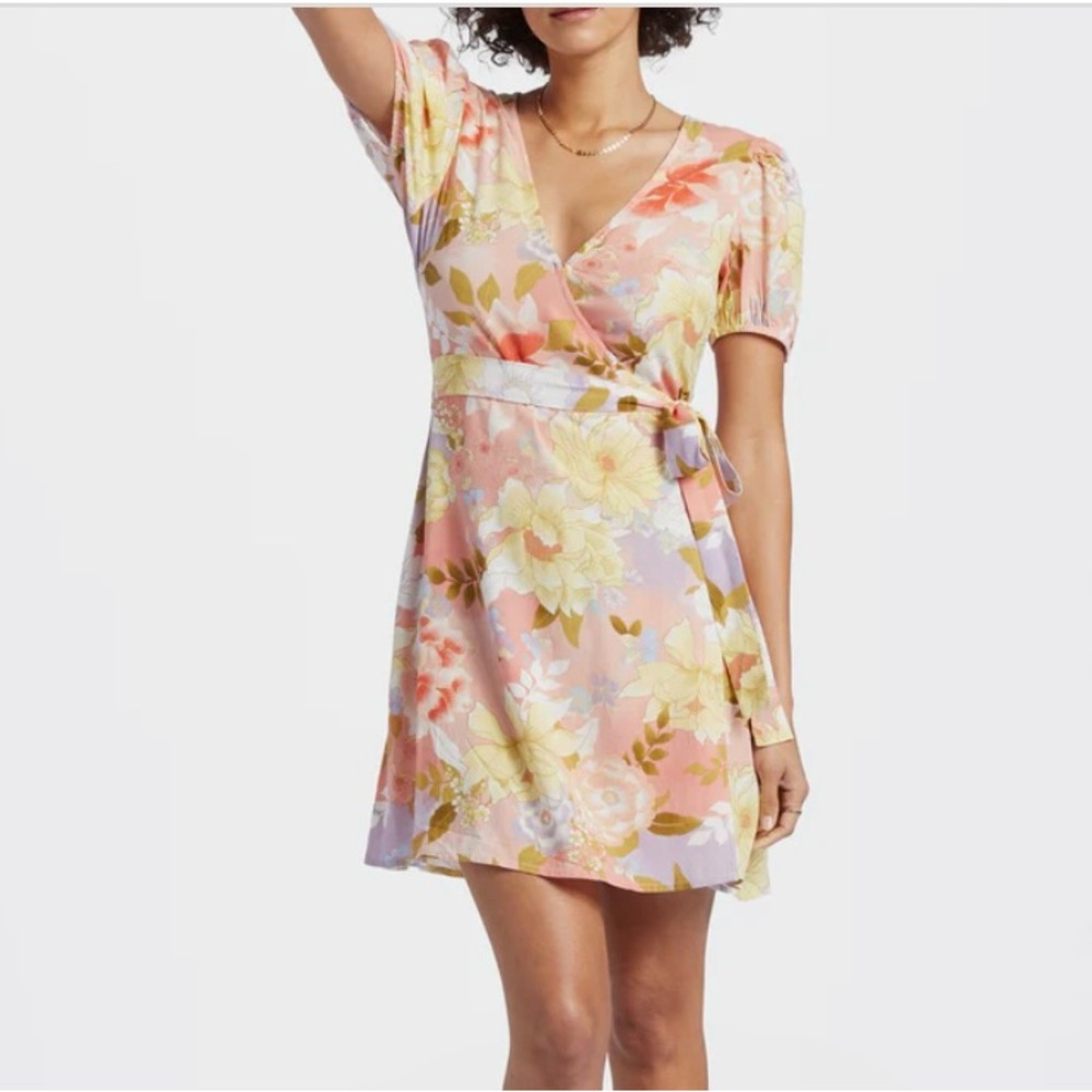 Mini wrap floral dress new without tags.